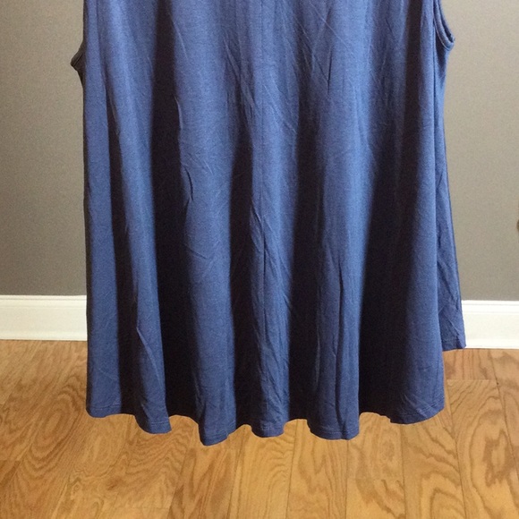 NWT 18/20 Lane Bryant Sleeveless Periwinkle Blue Top - Picture 8 of 16